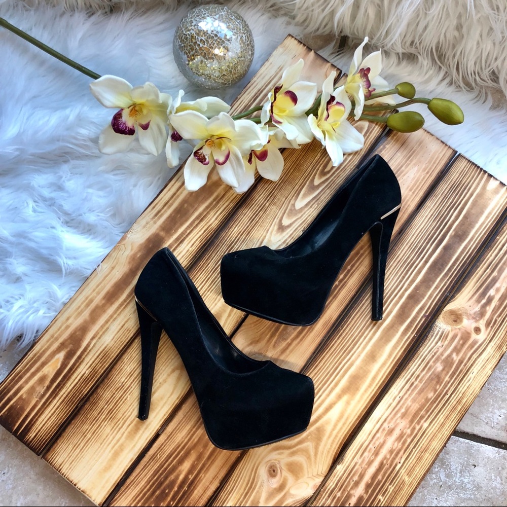 SOLD Black Stiletto Pumps